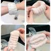 Mode 2 Stück Ein Paar Gesicht waschen und Schweißband Wasser absorbierendes Schweiß abwischendes Armband Haarband Feuchtigkeitsschutz Ärmel Handgelenkschutz