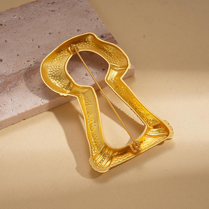 Elegant Hollow Keyhole Brooch For Women Trendy Fashion Jewelry Gift Commute Party Daily Wear Accessories