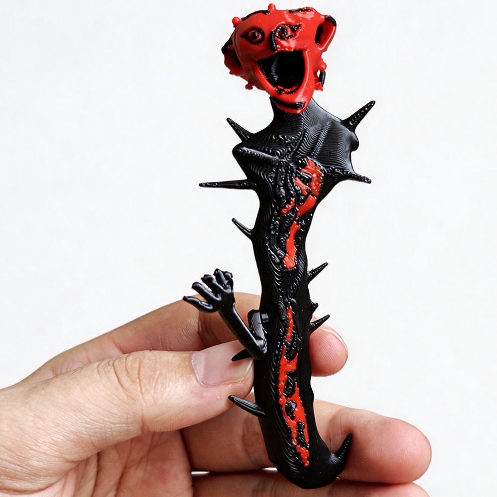 

3D Printed Red Black Spiked Horror Monster Action Figure, Creature Model, Creepy Collectible Toy for Horror Fans білий