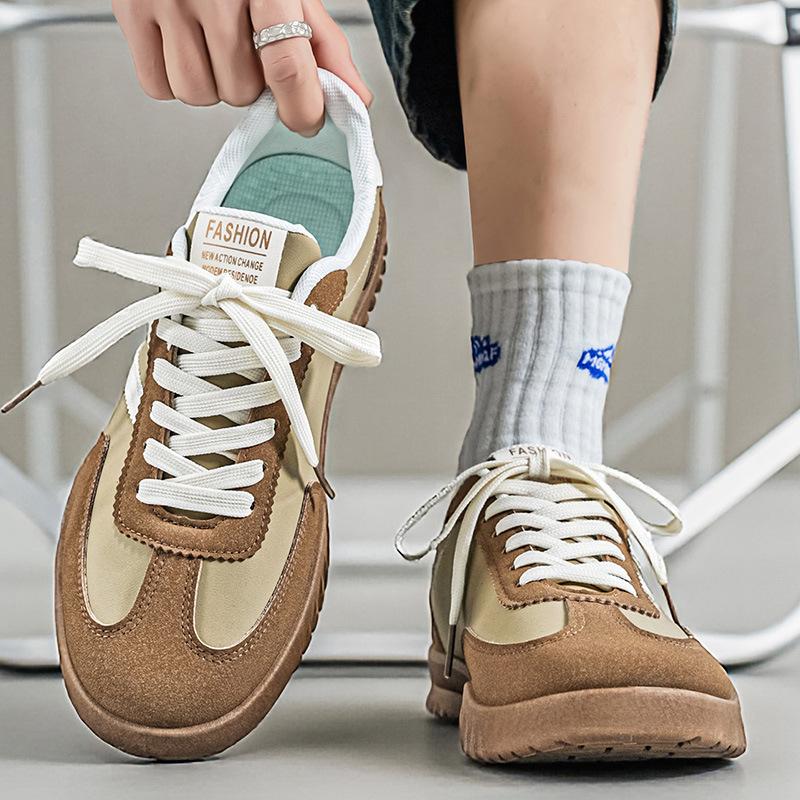 Original niche low-top thin-soled cushioning comfortable casual shoes lightweight and wear-resistant classic German training shoes board shoes
