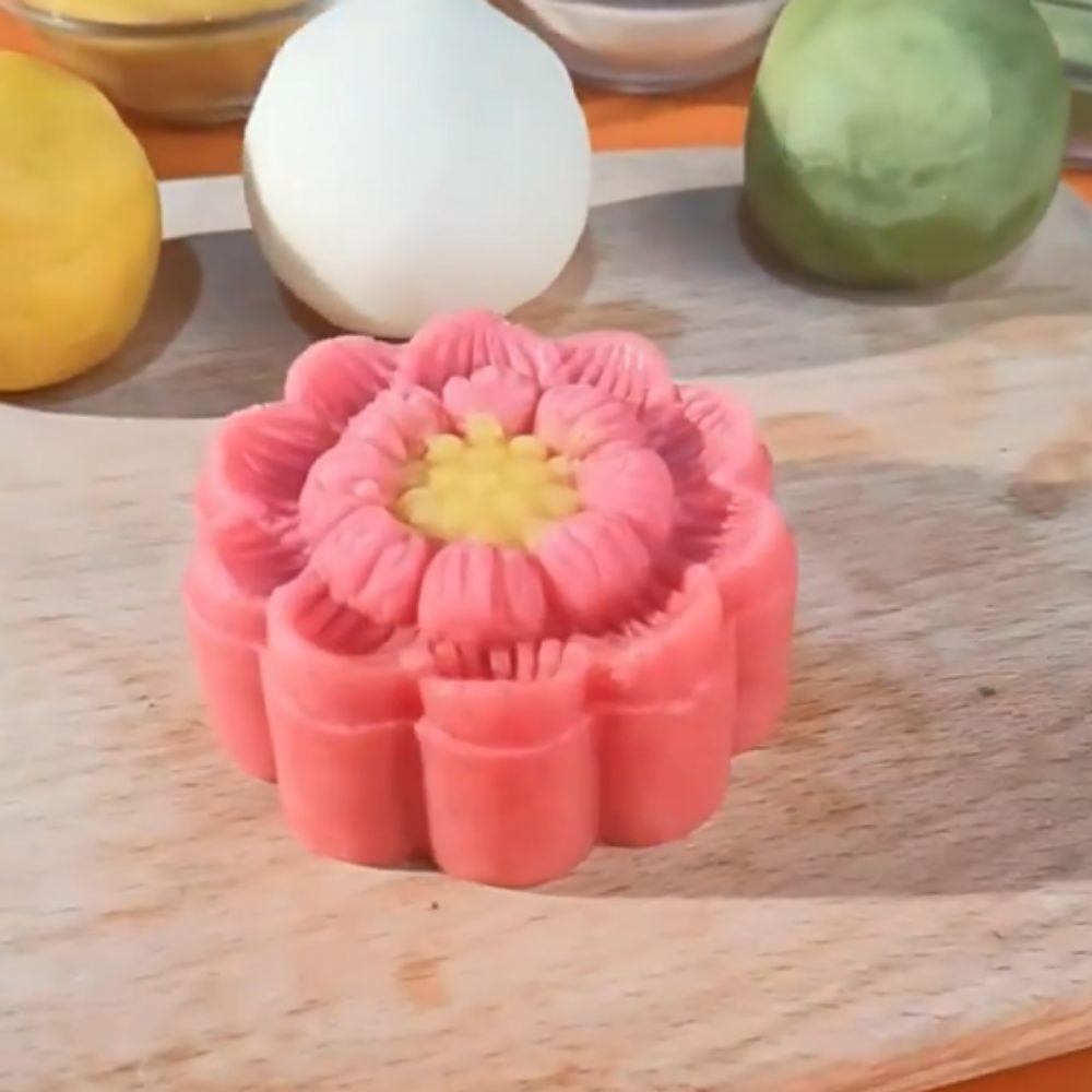Chinese Style Flower Mooncake Mold Silicone Festival Pastry Mould  Mid-autumn Festival