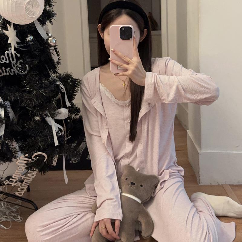 

Women s Ins Camisole Three-Piece Set: Long Sleeve Top & Pants | Loose Korean-Style Autumn/Winter Home Wear Large