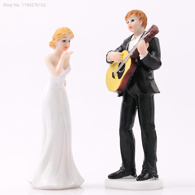 Arrival Wedding Romantic Bride and Groom Toppers Couple Figurine Marriage Funny Cake Topper for Wedding Cupcake Decoration