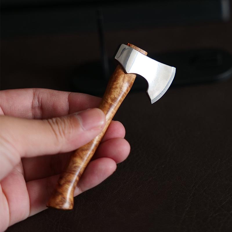 Exquisite Mini Axe Desktop Ornament and Pencil Sharpener with Wooden Handle
