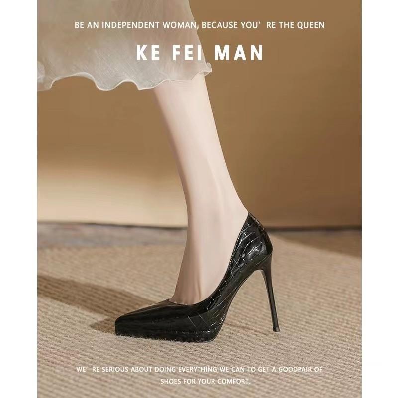 

Мода 2024 Туфли на платформе на шнуровке Брендовые лодочки Обувь для африканской женщины С мелким вырезом Сексуальные босоножки Заостренный клиновидный каблук Лакированная кожа Слипоны Золотистый 40 чёрный