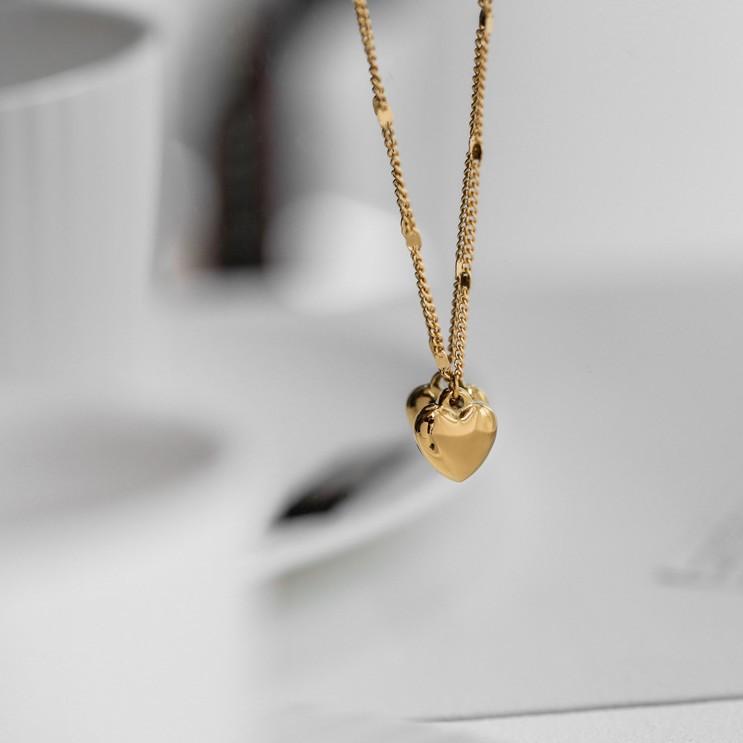 Titanium steel simple love necklace cold wind personality collarbone chain light luxury niche design sense necklace decoration women