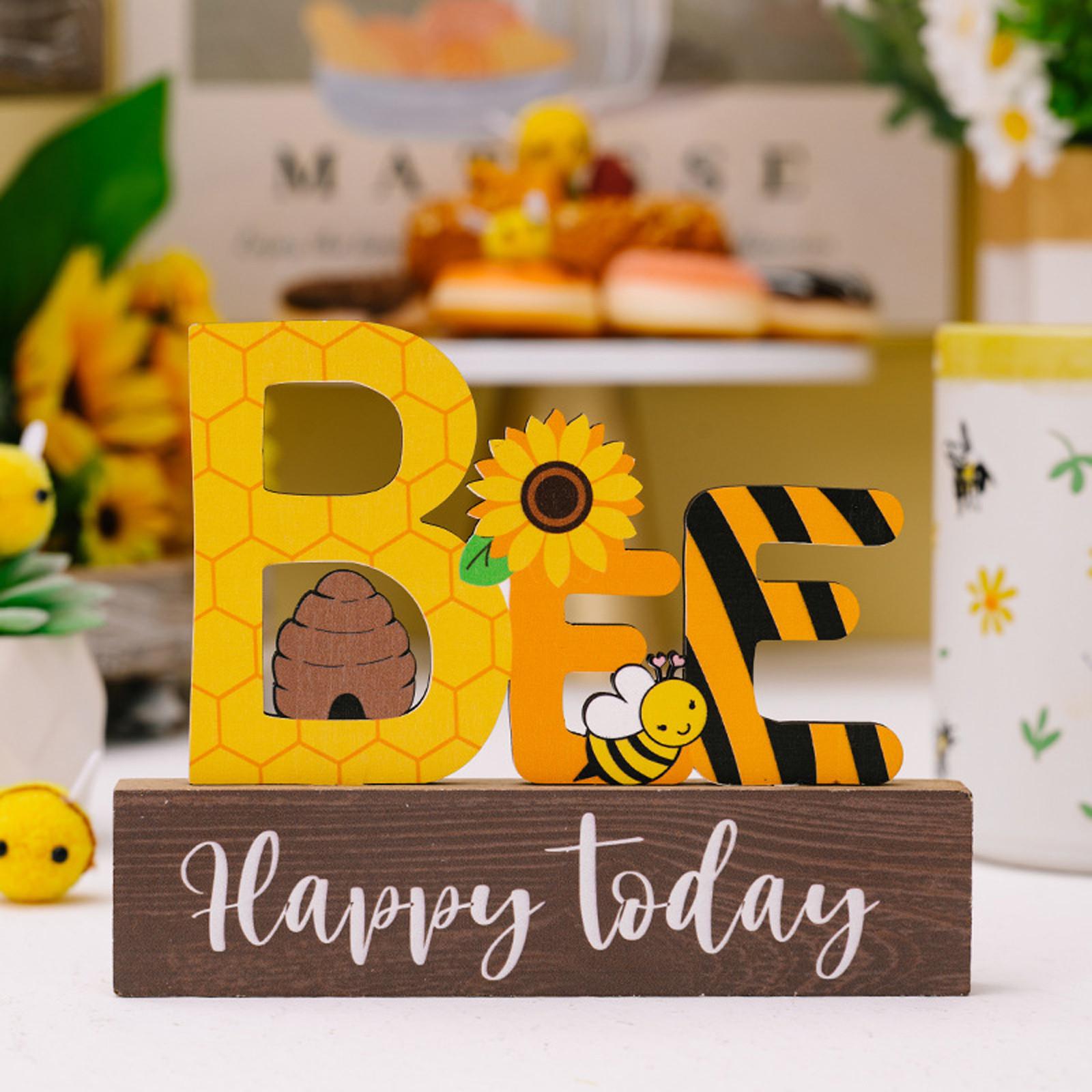 

Декоративные изделия в виде пчелы. Деревянные декоративные изделия с буквами пчелы. Стол для гостиной. One Size