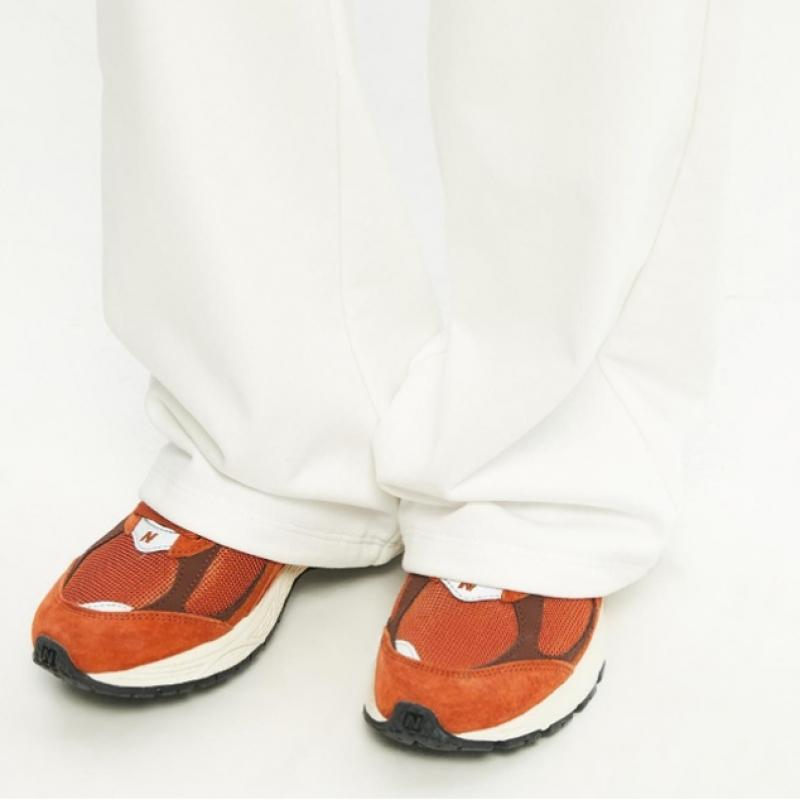 New Balance Women S looSe Fit Straight pantS Nbmld3w852 10