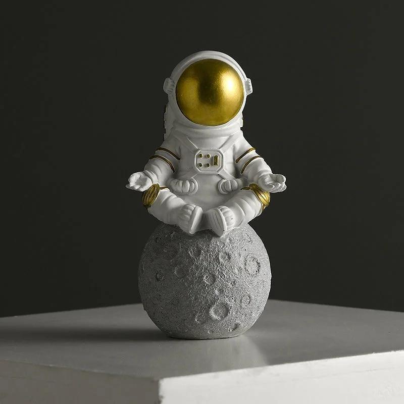 3Pcs Mini Astronaut Figures Cute Space Man Statues Desktop Decoration Collectible Model For Car Home Room Birthday Gift