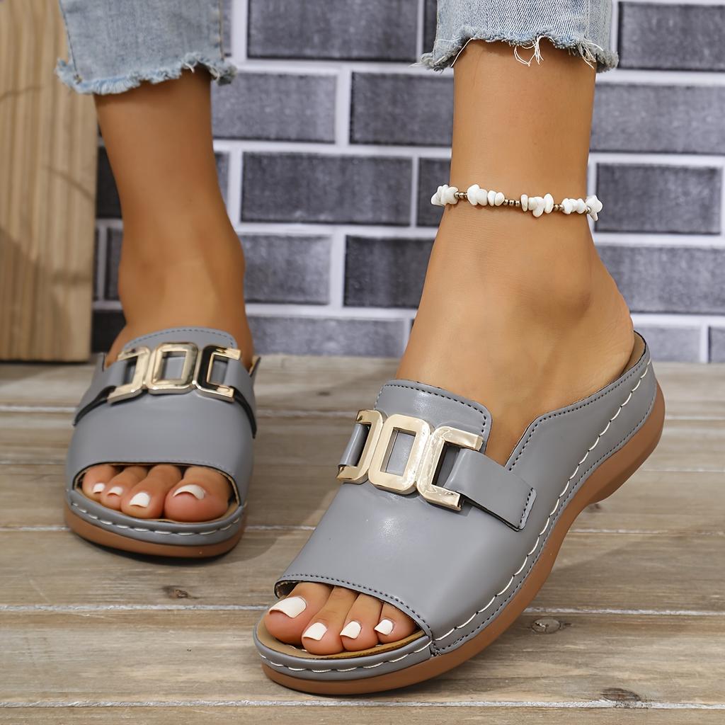 Women's Fashionable Casual Shoes, Versatile Bohemian Ethnic Style, Double Buckle Design, Love Heart Pattern, Unisex Couple Comfortable Beach Sandals