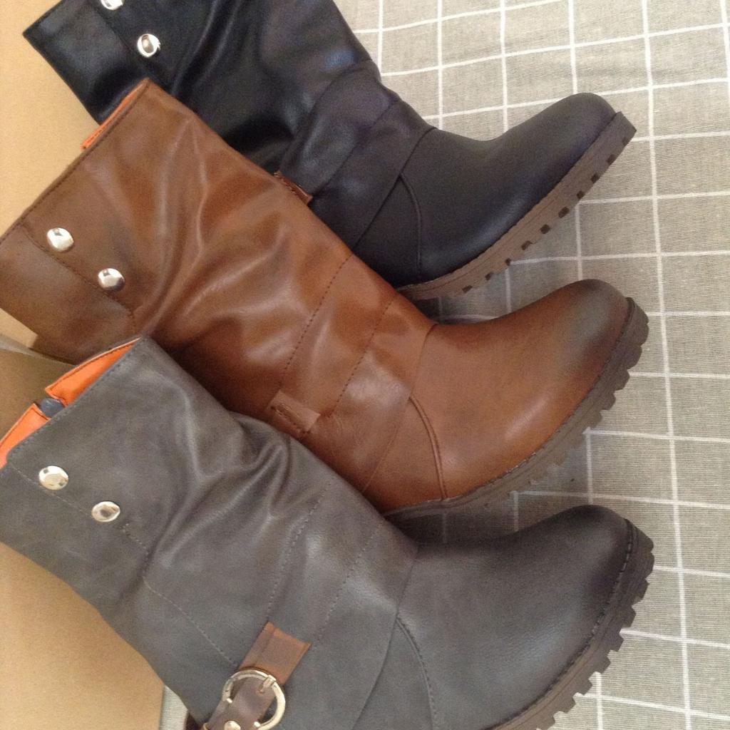 Large size shoes  boots flanged  shoes belt buckle side zipper low boots now