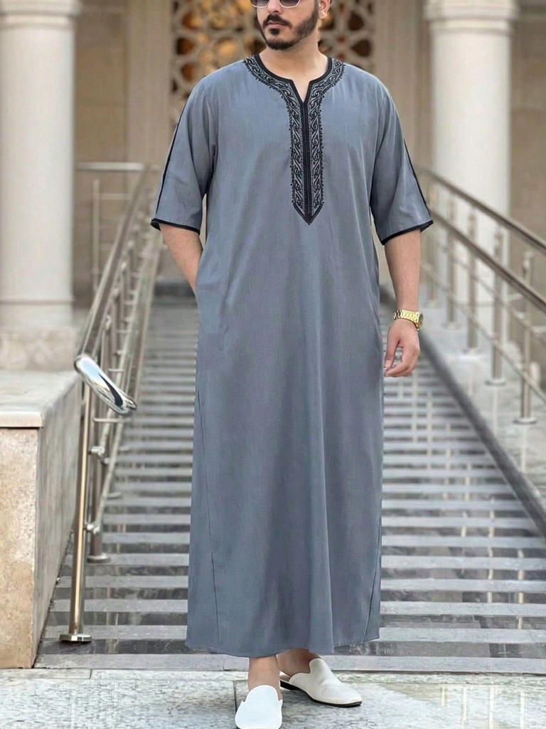 Embroidered Hooded Robe for Muslim Men, New Style Middle Eastern Thobe, Loose Long Sleeve Ethnic Design, Available Now