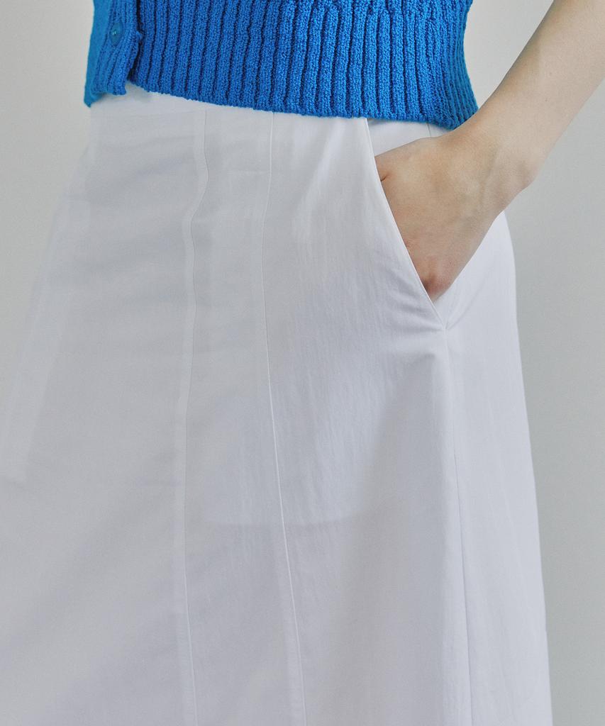 Ihr Cutting Line Flare Skirt / White