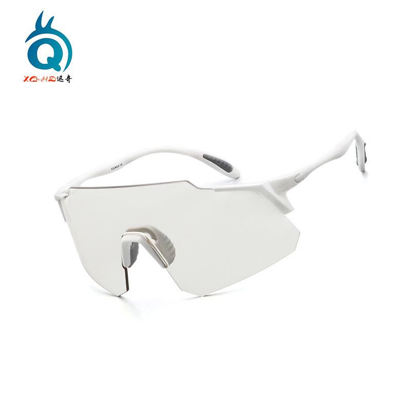 Cross Border Cycling Glasses Day Night Color Changing Windproof Men Women Outdoor Sports Marathon Running Mountain Bike