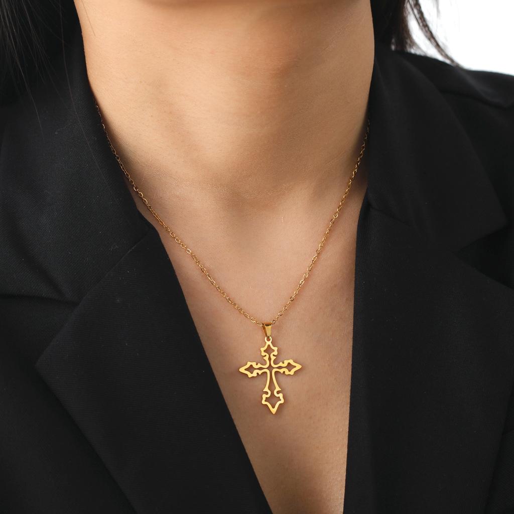 Cut Titanium Steel Hollow Cross Pendant Necklace Hip Hop Trendy Unisex Jewelry Accessory