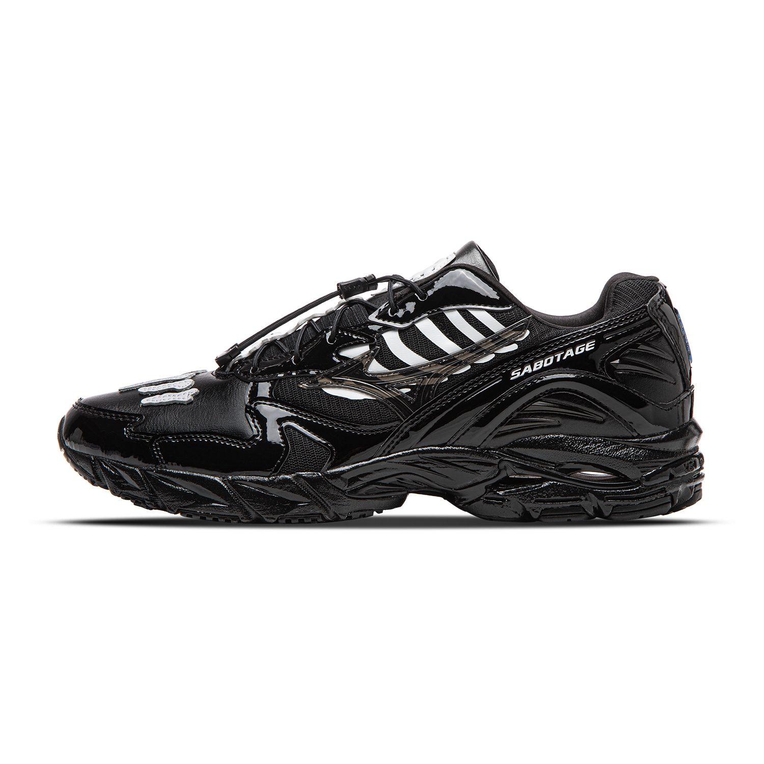 Mizuno x SBTG Wave Rider Zemi