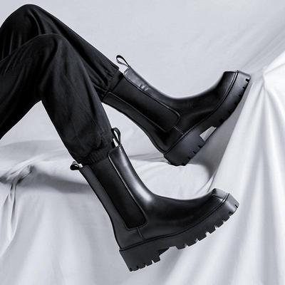 2023 Herbstjugend Martin-Stiefel mit quadratischer Zehenpartie und mittlerem Absatz, runde Zehenpartie, dicke Sohle, High-Top-Mittelrohr-Stil