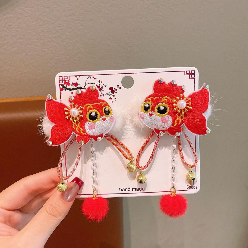Children's Festive Hanfu Hair Clips: New Year Tassel Bow Headdress for Girls