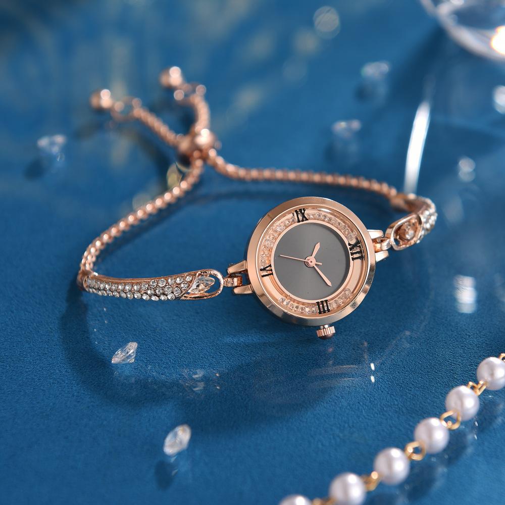 New rhinestone quicksand studded simple fashion pull-out bracelet quartz watch for Christmas and Halloween gifts