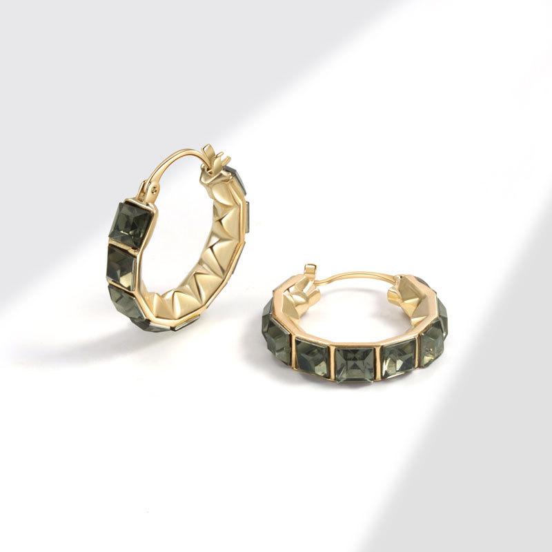 Hot-selling Products Luxury Lightweight High-end Design Sense High-end Elegance Multi-color square Zircon Fashionable Earrings ED748 platinum серебряный