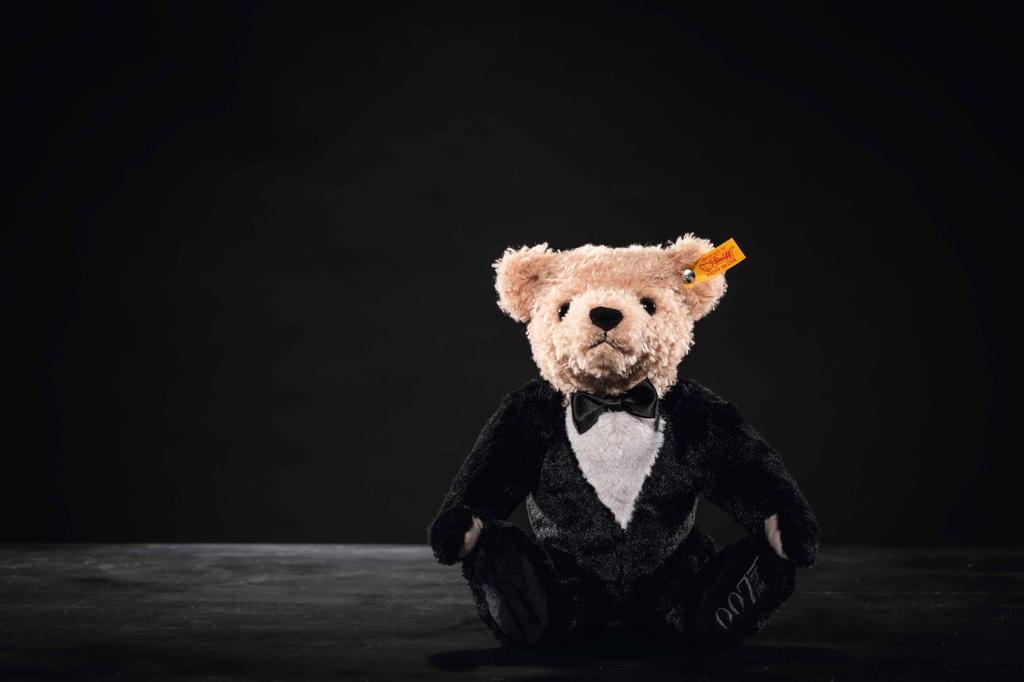 Steiff James Bond Teddy Bear 30cm 355691