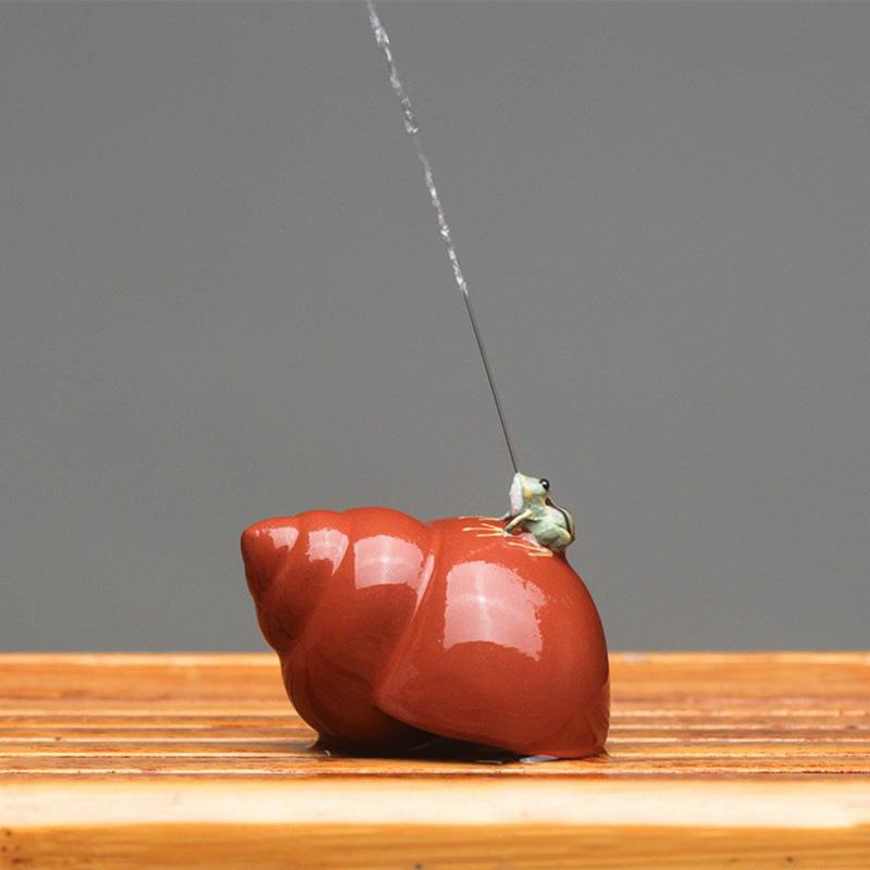 Purple Sand Tea Pet Water Spray Frog Snail Small Ornament Handmade Snail Tea Set Tea Tray Sculpture