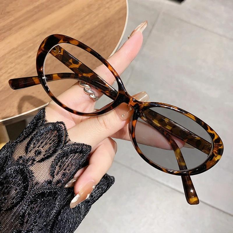 Fashionable Photochromic Myopia Glasses Retro Small Oval Women's INS Style HD Anti Blue Light Minus Diopter Eyeglasses