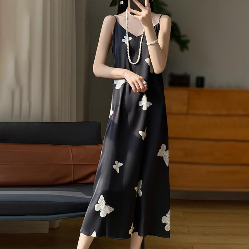 

Літній новий стиль жіночої змішаної сукні з шовкового шовку, жіночої тонкої талії середньої та тривалої моди, темпераментної дихаючої повсякденної сукні XXL чорний