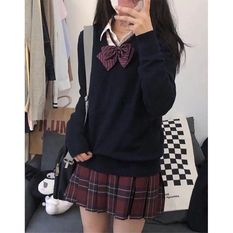 

Пуловер с V-образным вырезом в стиле колледжа - Свободный крой, Однотонный, Трикотаж с длинным рукавом для осени и зимы XS