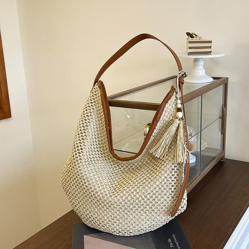 Vintage Woven Tote Bag Straw Bag Large Capacity Armpit Bag Shoulder Bag Holiday Wind Beach Bag Women