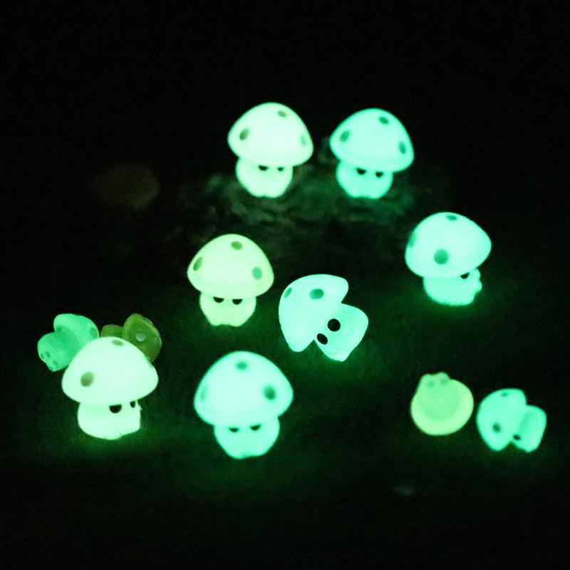 7Pcs Micro Landscape Ornaments, Luminous Mushroom Elf Figurines, Simulated Resin Handicrafts For Landscape Decoration Ornaments