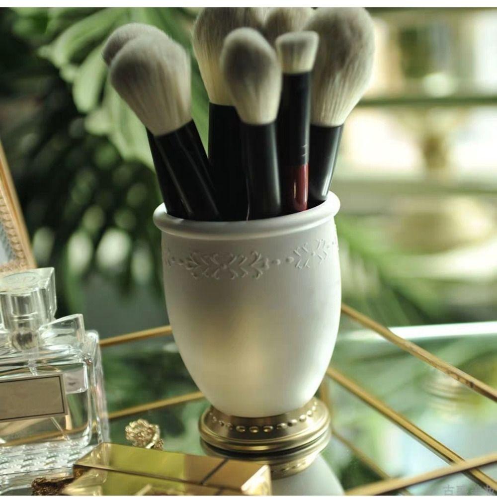 Geprägter Porträt Make-up Pinselhalter Lippenstift Augenbrauenstift Aufbewahrungsbox Schreibtischdekoration
