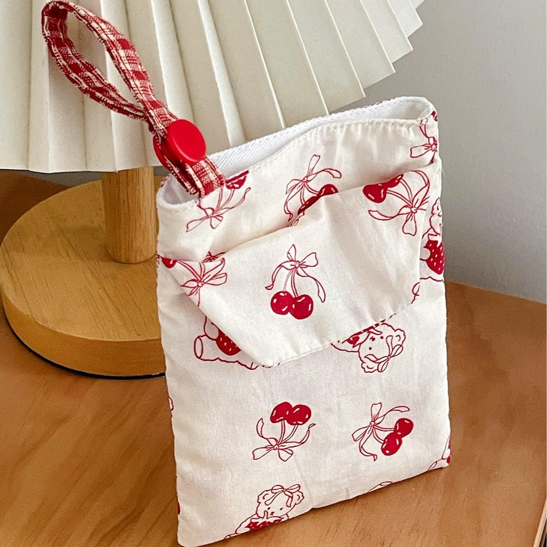 

Cute Rabbit Women Pen Pouch Cosmetic Bags Makeup Case Simple College Girls Stationery Storage Bag Lightweight Female Clutch бежевый