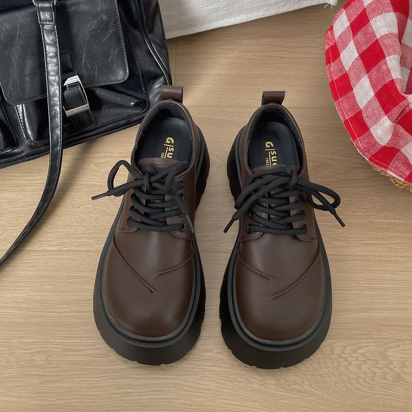 

Популярные белые туфли на платформе в британском стиле из маленькой кожи, женские, 2025, новая летняя универсальная обувь на утолщенной мягкой подошве 40 коричневый