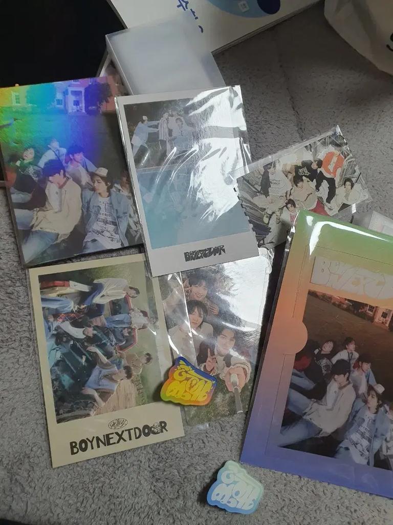 BOYNEXTDOOR Bonek wird ebenfalls vergünstigt verkauft. Gebraucht