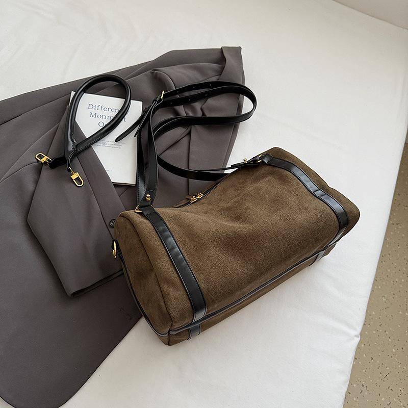 Retro Bag Women's Large-capacity New Autumn and Winter Versatile Messenger Bag Casual Texture Commuter Pillow Bag