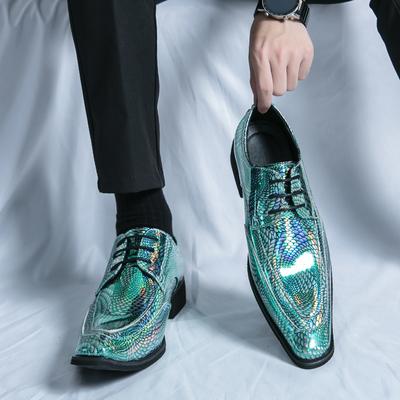 Moda Nuovi Club Notturni Uomo Pelle Verniciata Uomo Taglia Grande Punta Appuntita Scarpe Uomo Festa Derby Scarpe Cool Chelsea Calzature Basse in Pelle