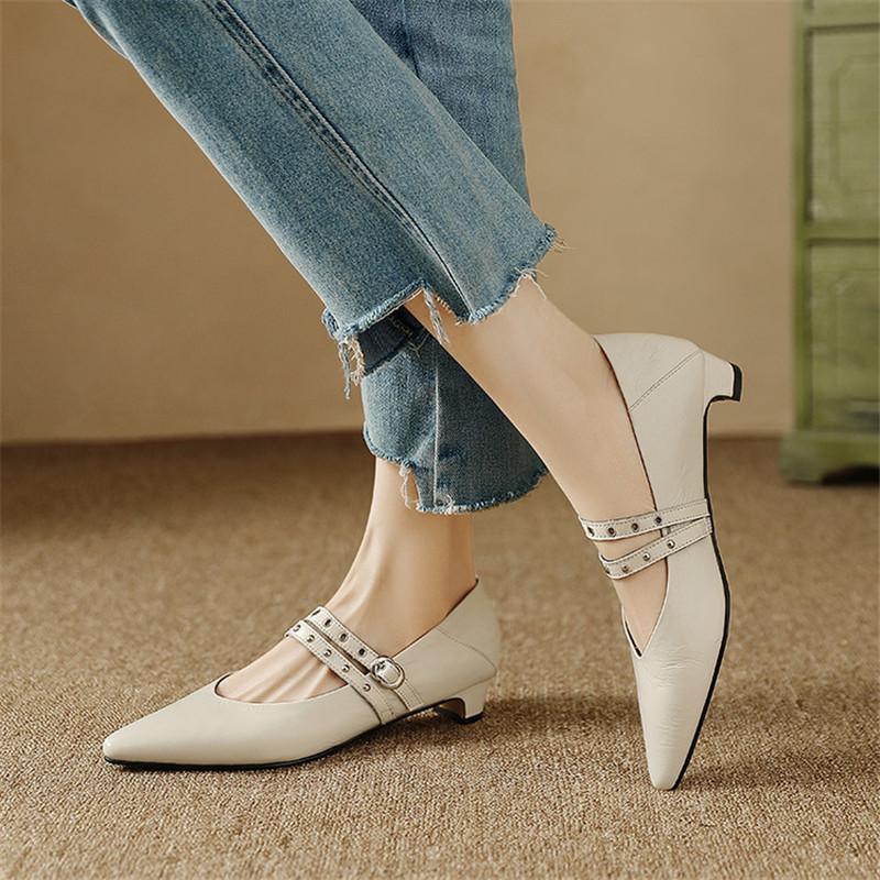 Fashion New Spring/summer Mary Jane Shoes Genuine Leather Shoes for Women Fashion Rivet Low Heels Pointed Toe Women Pumps Chunky Heels