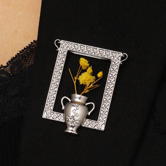 Flower Vase Necklace Brooch Retro Photo Frame And Vase Pendant Necklace Dried Flowers Holder Brooch Jewelry Gift for Women Mom Wife