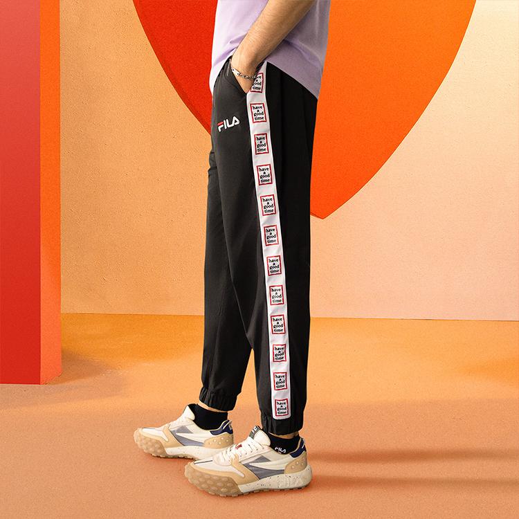 Men's Pants FILA Casual Pants Men's Jet Black Moderate Straight Fit Pants