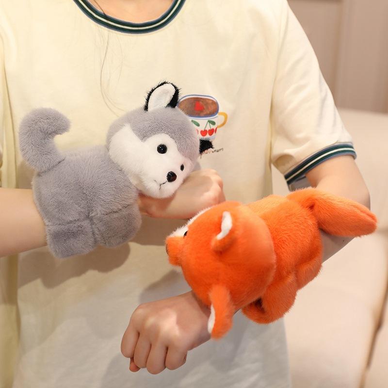 New Cute Capybara Raccoon Hang Hang Hang Hang Hang Hang Plush Toy Children's Wrist Bracelet Doll