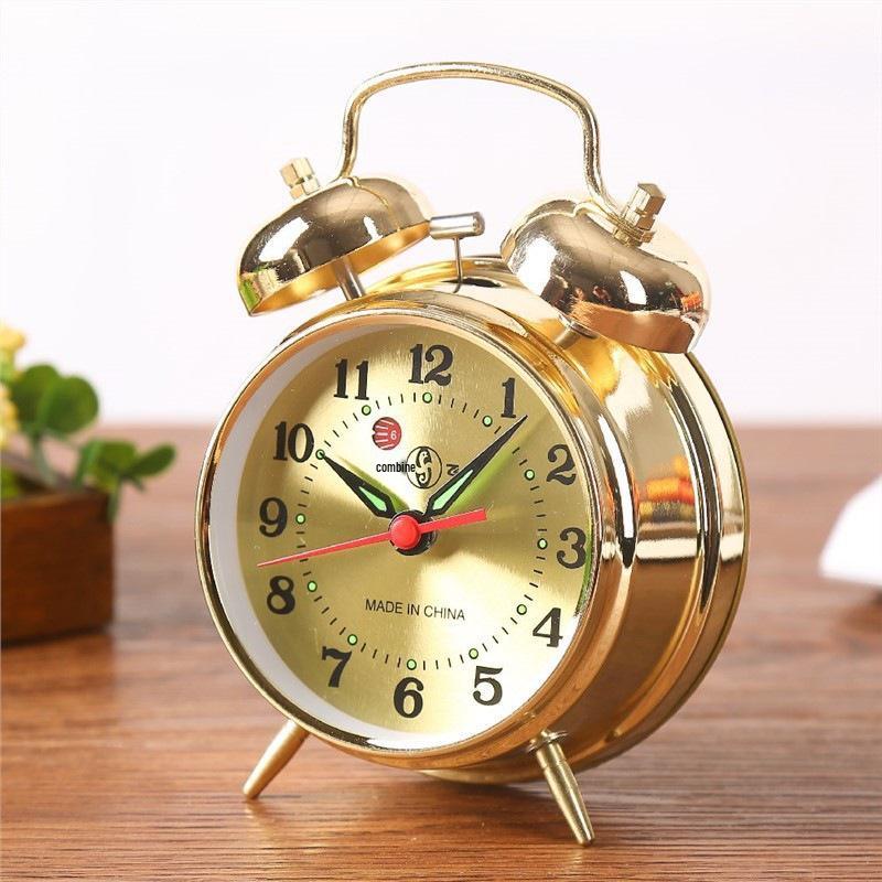 Vintage-style Metal Alarm Clock with Horseshoe Bell Sound, Spring-Wound for Students