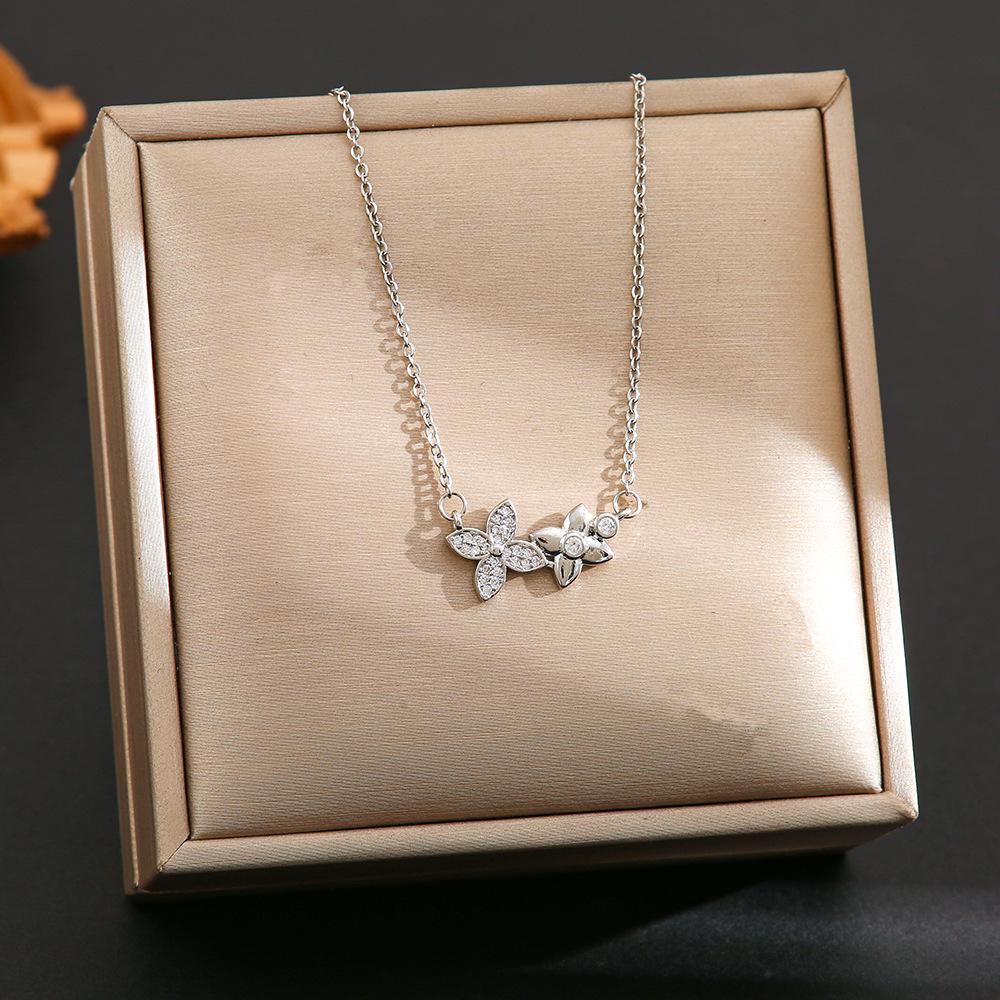 Women's Silver Titanium Steel Necklace with Micro-Inlaid Zircon - Elegant, Durable Clavicle Chain Jewelry