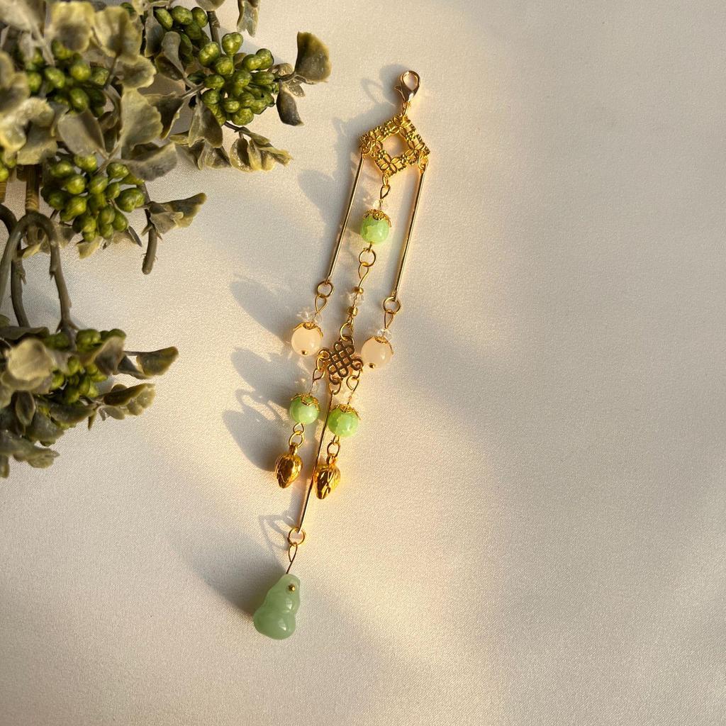 Fresh Green Hanfu Tassel Pendant - Chinese Style High-End Accessory