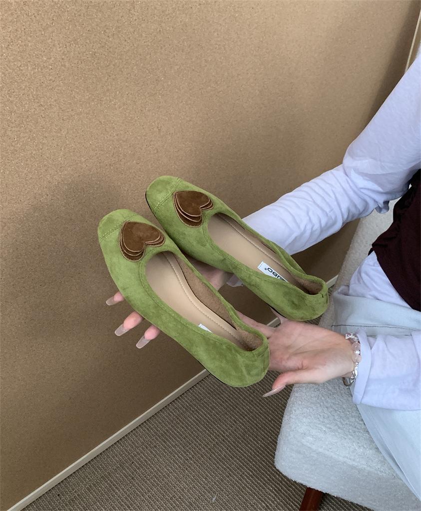 Giant Soft Original Factory No Standard Flat Bottom 2025 New Sheepskin Simple Love Casual Comfort Single Shoes Commuting Versatile Women