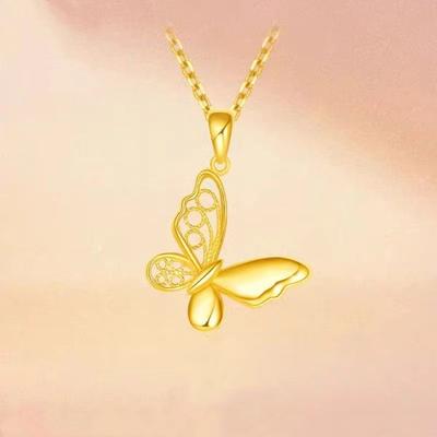 Gold Store Hollow Butterfly Pendant Necklace for Women Niche Design Dream Butterfly Fashion Versatile Temperament Collarbone Chain Gift
