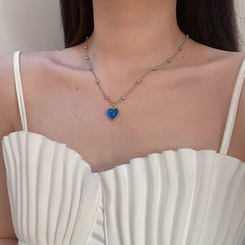 Discoloration Love Pendant Necklace Fashion Women Thermochromic Mood Monitor Heart Pendant Necklaces Stainless Steel Chain Necklaces Jewelry Gift