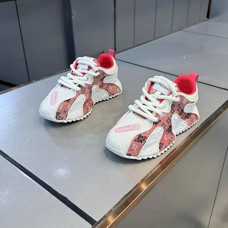 Nouvelles chaussures dad en cuir imprimé brodé semelle épaisse rehaussantes confortables chaussures de sport et de loisirs