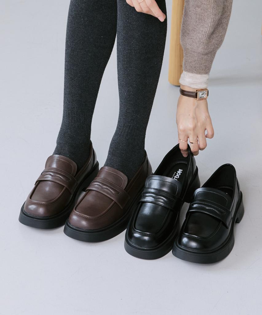 Mogaus Studio Hal Loafers 2 Colors