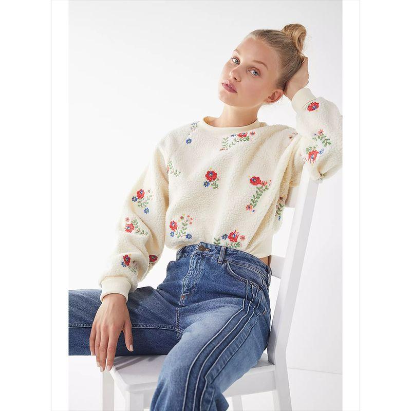

UO Original D M Bottom Embroidery Small Flower Fleece Sweater Pullover Short Tops Stuffed Outwear Furry Te Beige M